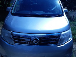 2010 Nissan Serena 20S