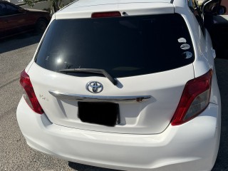 2011 Toyota Vitz