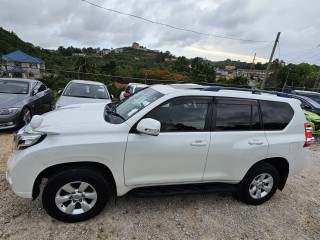 2015 Toyota Land Cruiser Prado
$6,000,000