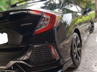 2017 Honda Civic w TYPE R Kit for sale in Kingston / St. Andrew, Jamaica