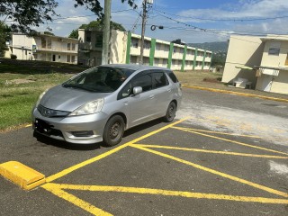 2013 Honda Fit shuttle for sale in Kingston / St. Andrew, Jamaica