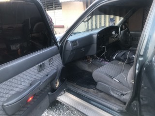 1997 Toyota Hilux