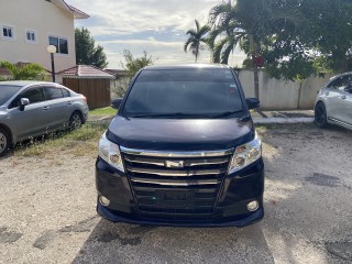 2015 Toyota Noah