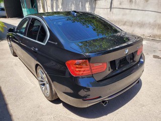 2015 BMW 335i
$2,890,000