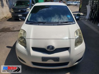 2009 Toyota VITZ