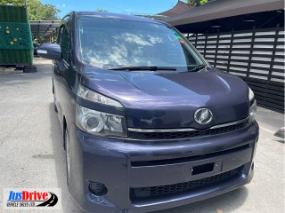 2011 Toyota VOXY for sale in Kingston / St. Andrew, Jamaica