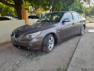 2005 BMW 530i