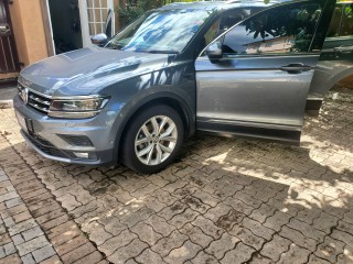 2019 Volkswagen Tiguan SE TSI