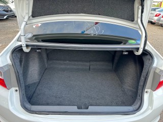 2017 Honda Grace
$2,350,000