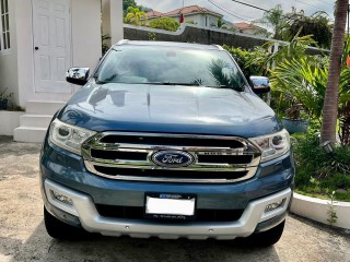 2016 Ford Everest