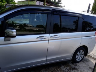 2010 Honda Stepwagon for sale in Kingston / St. Andrew, Jamaica