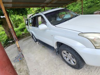 2004 Toyota Prado