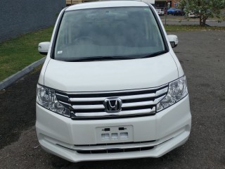 2014 Honda Stepwgn for sale in Kingston / St. Andrew, Jamaica