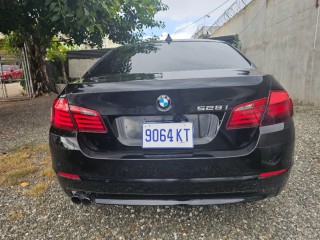 2013 BMW 528i 
$1,999,000