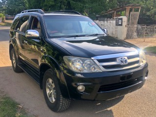 2006 Toyota fortuner