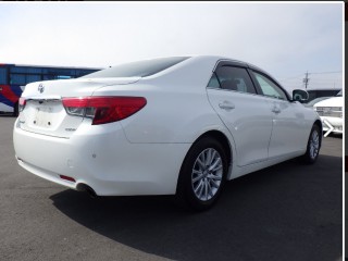 2013 Toyota Mark X for sale in St. Catherine, Jamaica