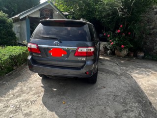 2010 Toyota Fortuner