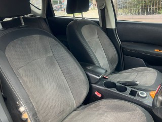 2010 Nissan Dualis
$1,050,000