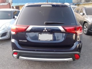 2016 Mitsubishi Outlander