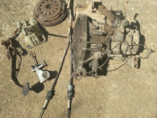 2010 Toyota Gearbox kit Fit Any 1nzfe for sale in Portland, Jamaica