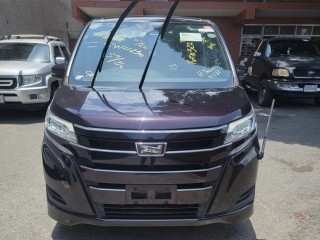 2018 Toyota Noah