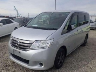 2013 Nissan Serena Hybrid for sale in Kingston / St. Andrew, Jamaica