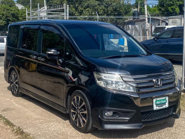 2012 Honda Stepwagon Spada for sale in Kingston / St. Andrew, Jamaica