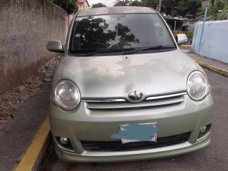 2007 Toyota Sienta 7 seater for sale in Kingston / St. Andrew, Jamaica