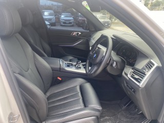 2023 BMW X5 40I