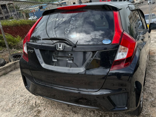2017 Honda Fit for sale in Manchester, Jamaica