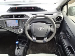 2016 Toyota Aqua Hybrid for sale in Kingston / St. Andrew, Jamaica