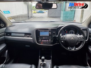 2016 Mitsubishi OUTLANDER for sale in Kingston / St. Andrew, Jamaica