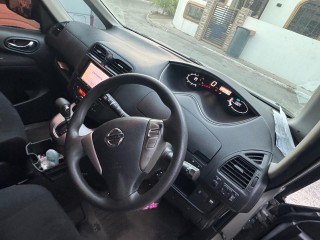2013 Nissan Serena for sale in Kingston / St. Andrew, Jamaica