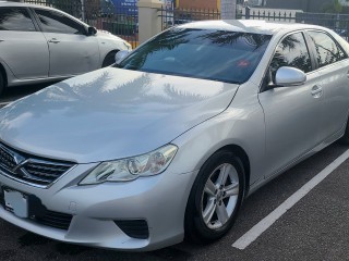 2010 Toyota Mark x