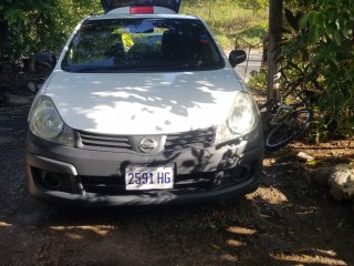 2013 Nissan Ad wagon