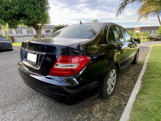 2012 Mercedes Benz C200