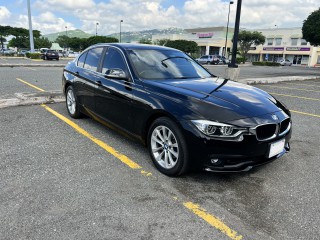 2018 BMW 318i