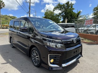 2014 Toyota Voxy Zs