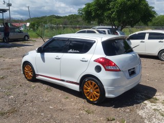 2013 Suzuki Swift RS