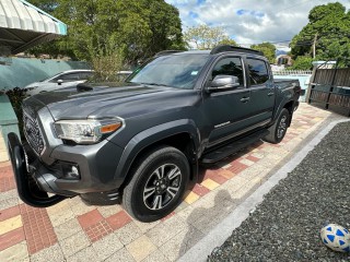 2018 Toyota Tacoma 4 X 4 for sale in Kingston / St. Andrew, Jamaica