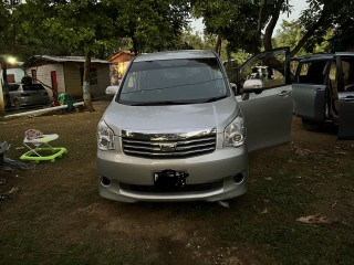 2013 Toyota Noah for sale in Westmoreland, Jamaica