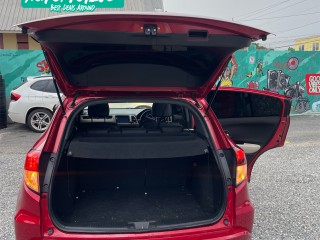2015 Honda Vezel Z 
$2,390,000
