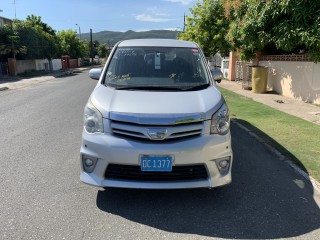 2012 Toyota NOAH SI for sale in Kingston / St. Andrew, Jamaica