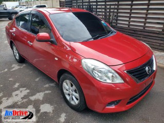 2014 Nissan versa