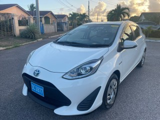 2018 Toyota Aqua for sale in Kingston / St. Andrew, Jamaica