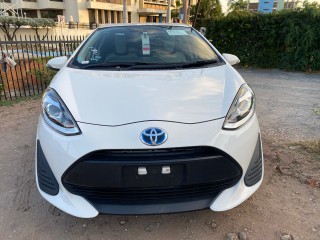 2017 Toyota Aqua Hybrid