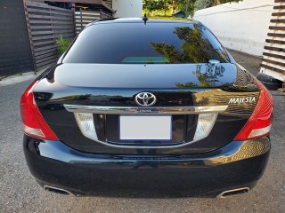 2013 Toyota CROWN