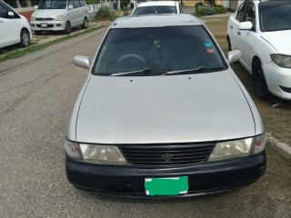 1995 Nissan Sunny