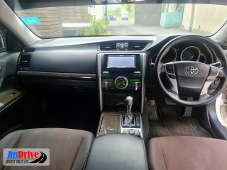 2013 Toyota MARK X