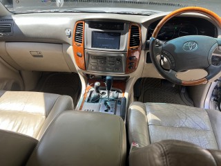 2006 Toyota Land Cruiser